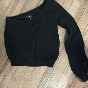 Lulus one sleeve sweatshirt
